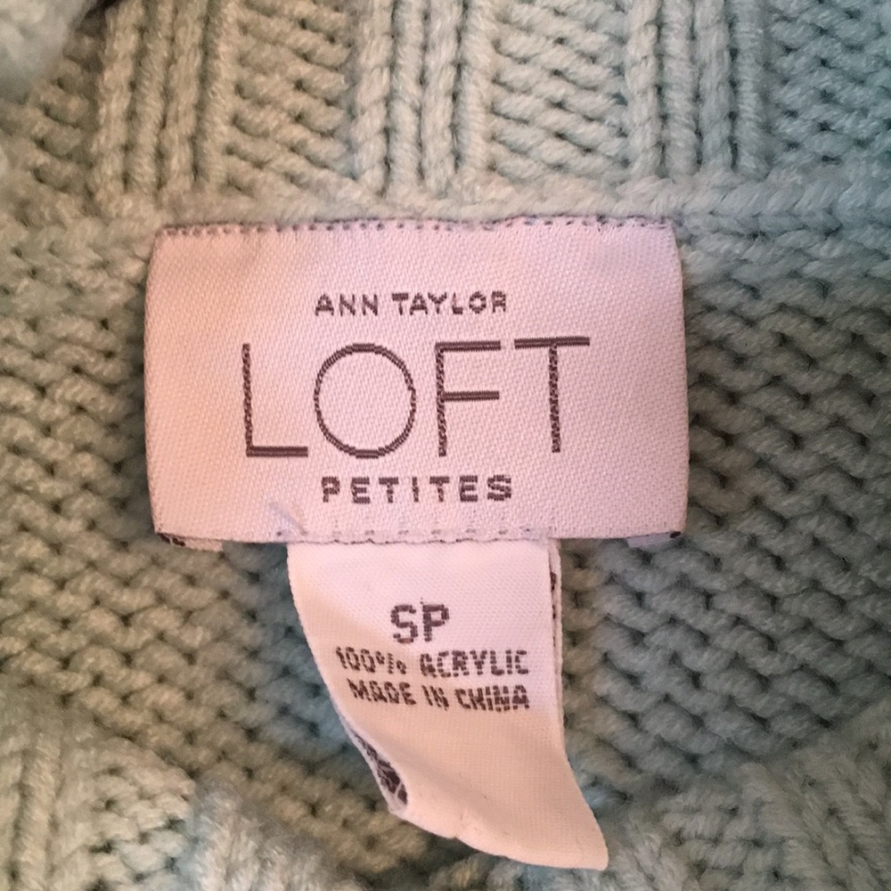 LOFT Mint Green Turtleneck Cable Knit Cozy Sweater Size Small Petite - Picture 4 of 7